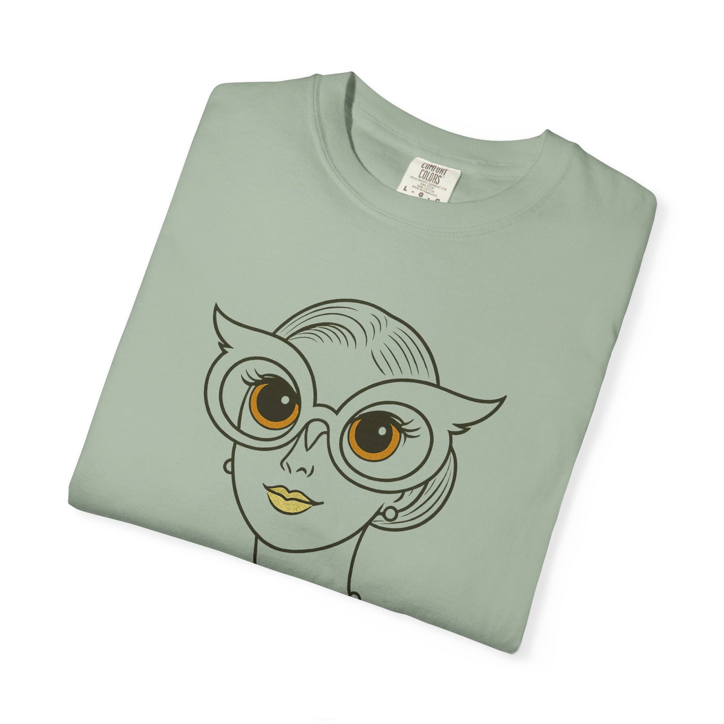 I Am a Hoot T-Shirt | Funny Retro Owl Glasses Tee | Quirky Graphic Shirt for Book Lovers and Teachers Feel Good