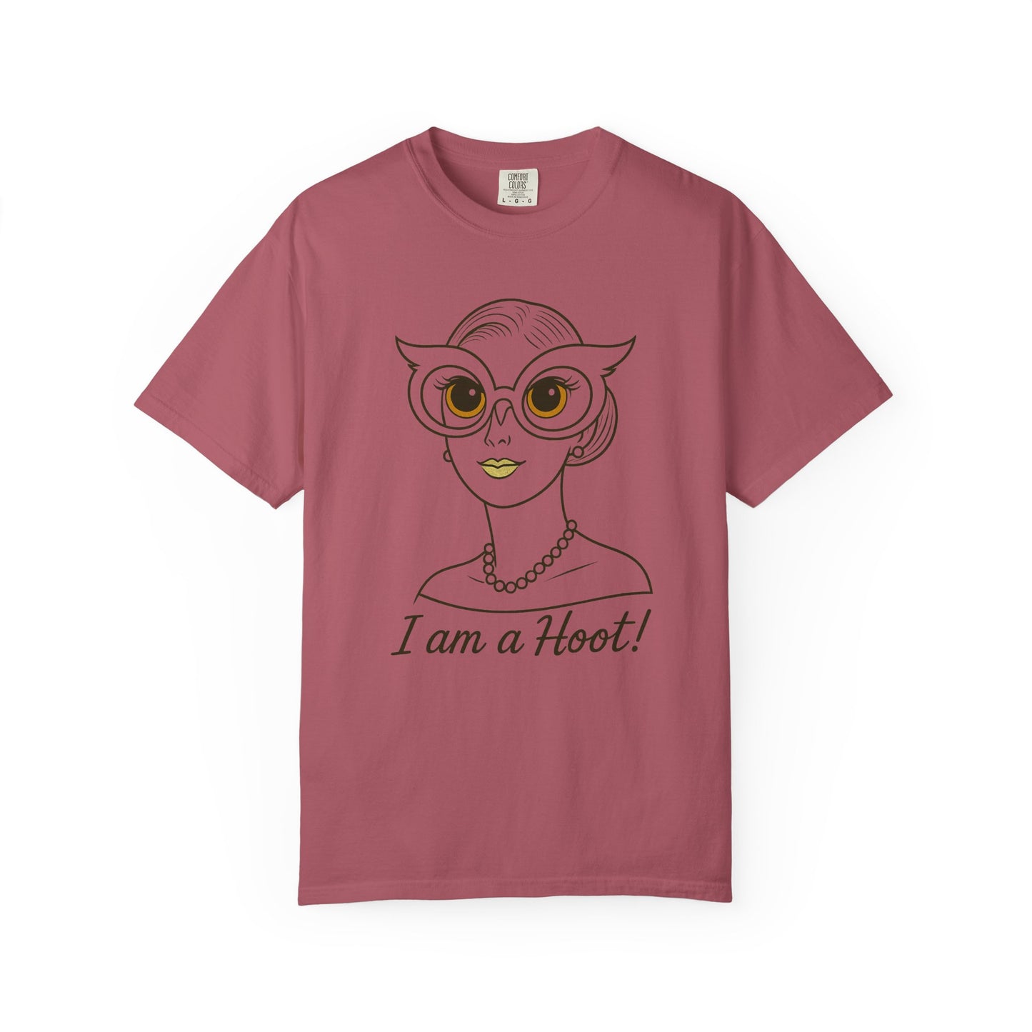 I Am a Hoot T-Shirt | Funny Retro Owl Glasses Tee | Quirky Graphic Shirt for Book Lovers and Teachers Feel Good