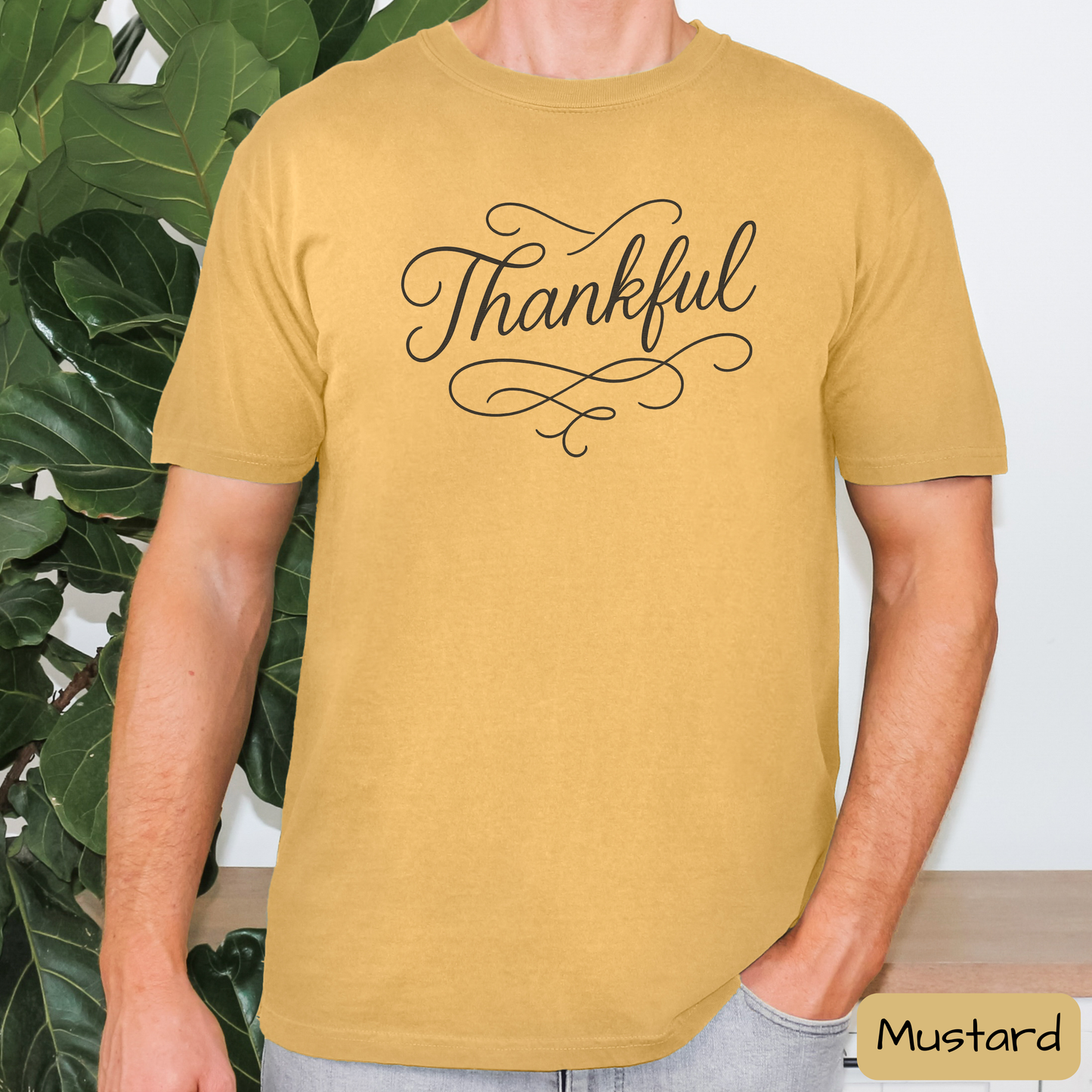 Thankful Script Shirt, Minimal Thanksgiving Fall Graphic T-Shirt, Trending Tee