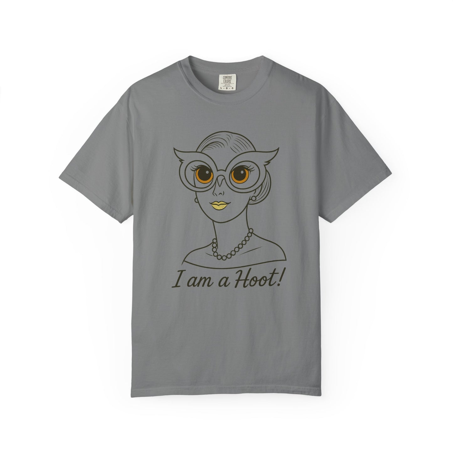 I Am a Hoot T-Shirt | Funny Retro Owl Glasses Tee | Quirky Graphic Shirt for Book Lovers and Teachers Feel Good