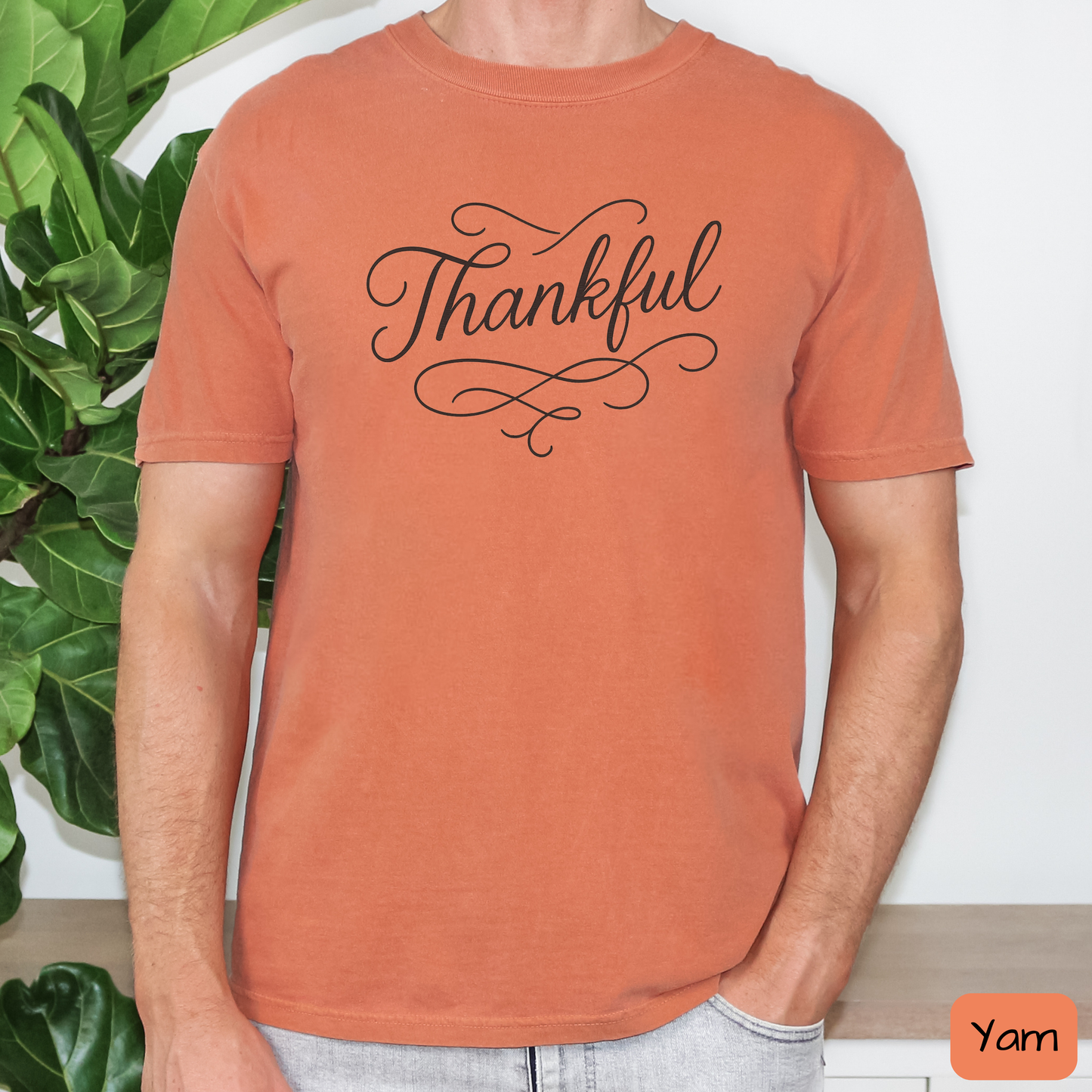 Thankful Script Shirt, Minimal Thanksgiving Fall Graphic T-Shirt, Trending Tee