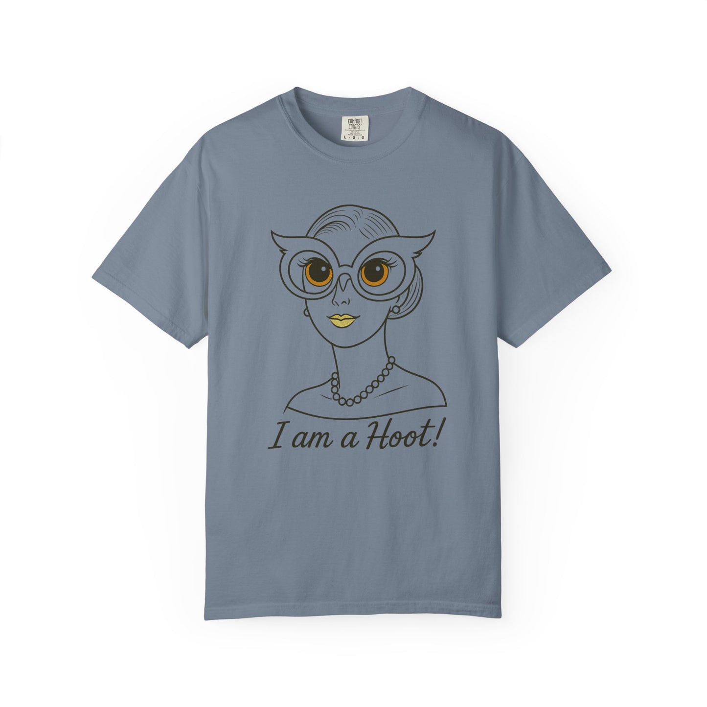 I Am a Hoot T-Shirt | Funny Retro Owl Glasses Tee | Quirky Graphic Shirt for Book Lovers and Teachers Feel Good