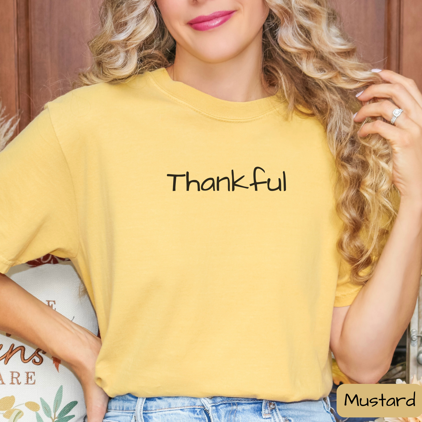 Minimal Thankful Shirt, Simple Thanksgiving Graphic Tee, Trending T-Shirt