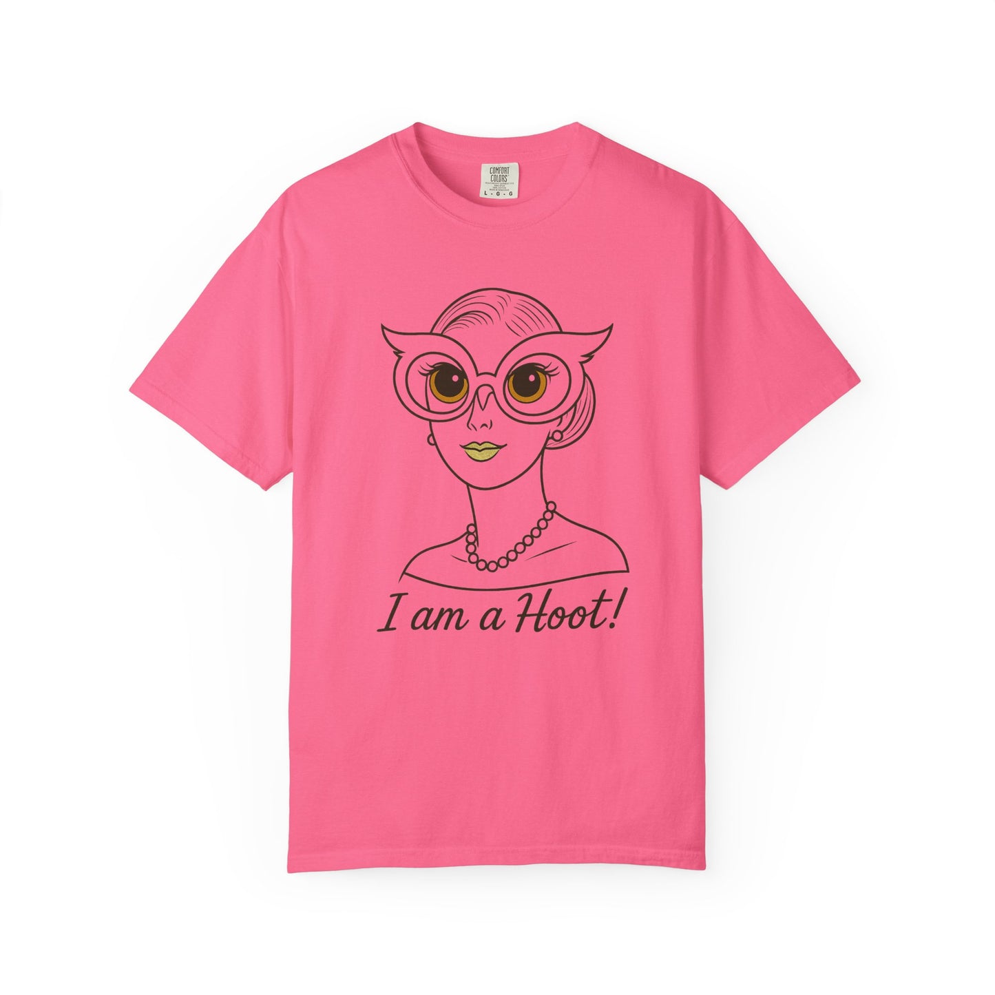 I Am a Hoot T-Shirt | Funny Retro Owl Glasses Tee | Quirky Graphic Shirt for Book Lovers and Teachers Feel Good