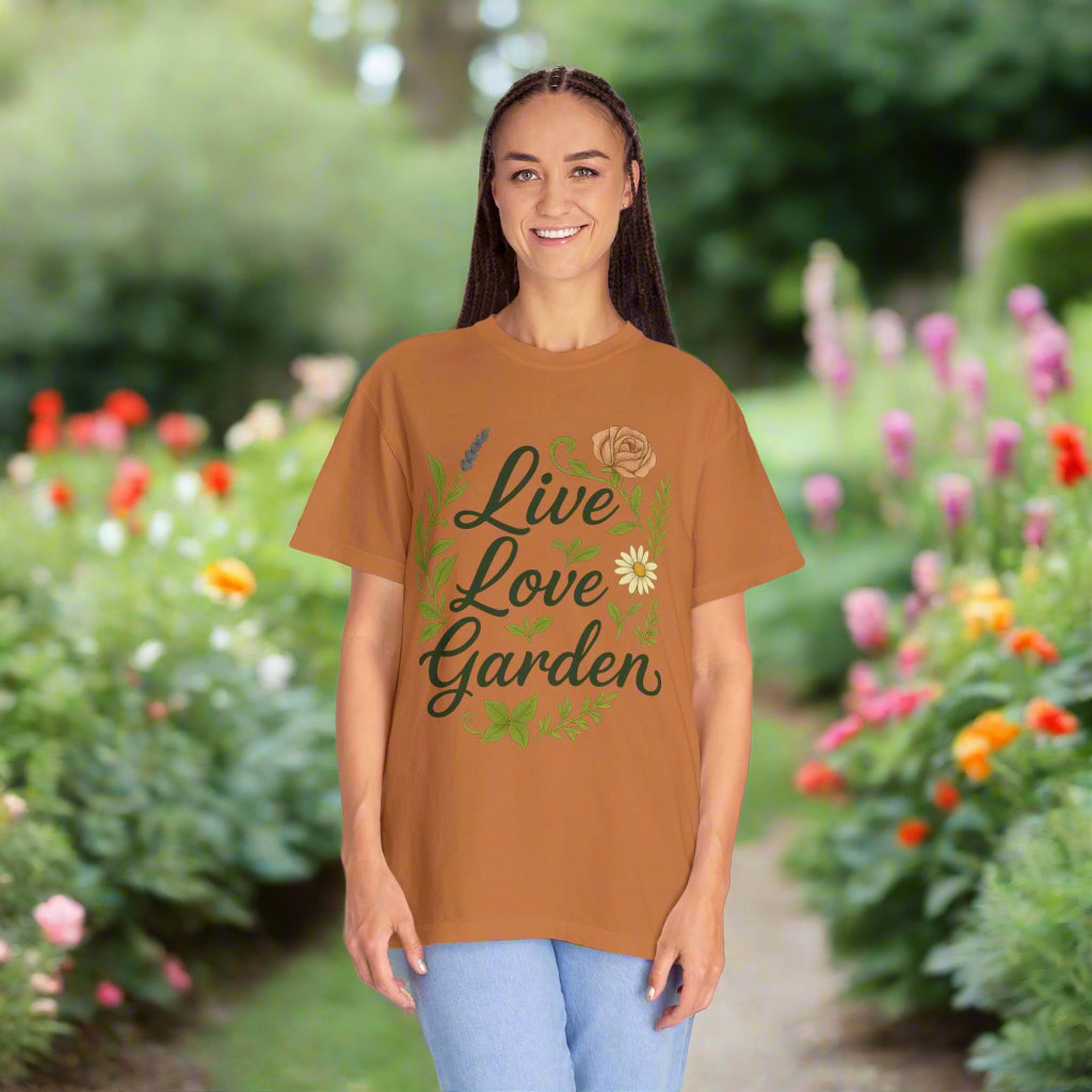Live Love Garden Shirt | Cute Gardening Tee for Plant Lovers | Flower and Herb Graphic T-Shirt, Gardening Gift for Women, Feel Good
